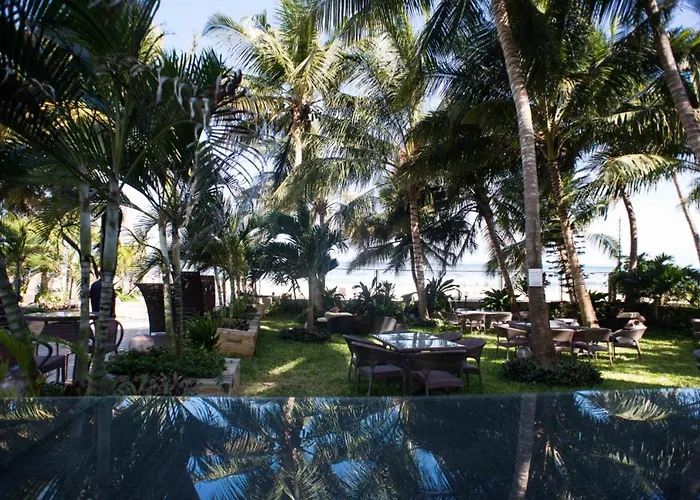 Mombasa Bamburi Beach Studio B44 - Pool & Beach - Sleeps 2